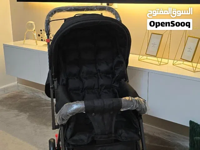 عربة اطفال ماركة mommy & baby