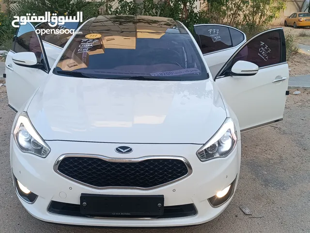 كيا كارينز موديل 2014جمرك رساله مفتوحه ماشيه 82 فل رقم واحد جميع الكماليات السيارة تبارك الرحمن