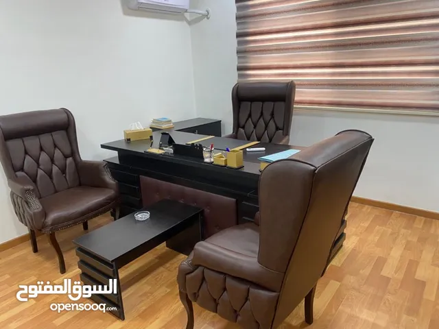 اثاث مكتبي للبيع