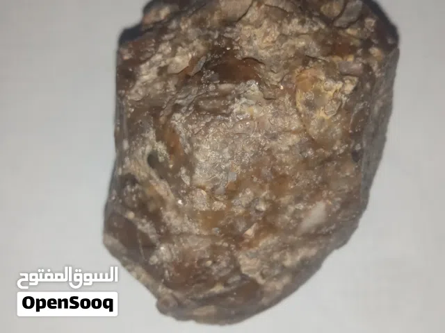 احجار كريمة للبيع