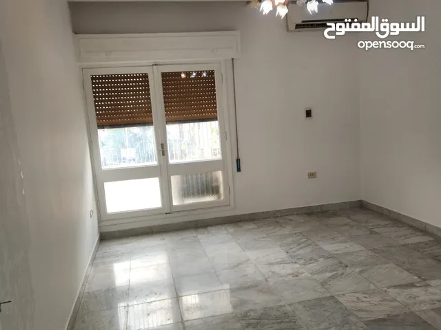135m2 3 Bedrooms Apartments for Rent in Tripoli Zawiyat Al Dahmani
