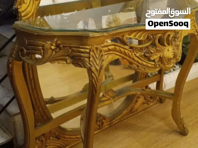 ميز مدخل نظيف العنوان السراجي