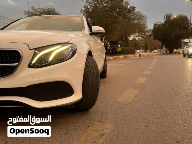 2018 مرسيدس بنز الفئة-E E 300