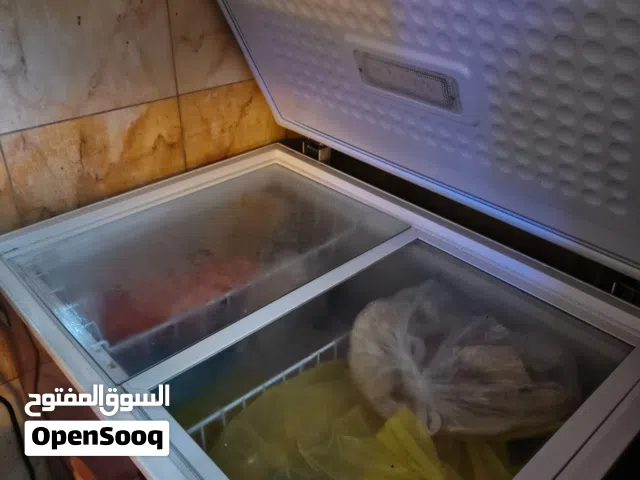 مجمدة للبيع وبيها مجال بسيط