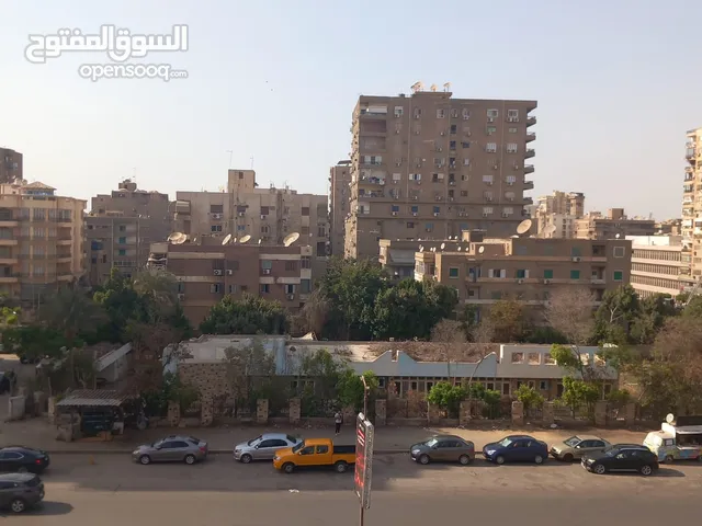 شقه 140 متر للبيع امام جنينه مول م نصر