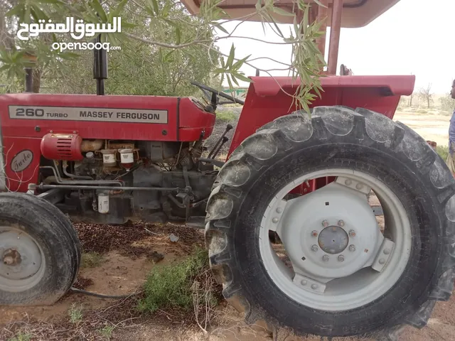 2004 Tractor Agriculture Equipments in Al Ain