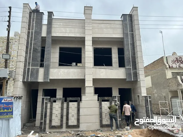 260 m2 4 Bedrooms Townhouse for Sale in Baghdad University