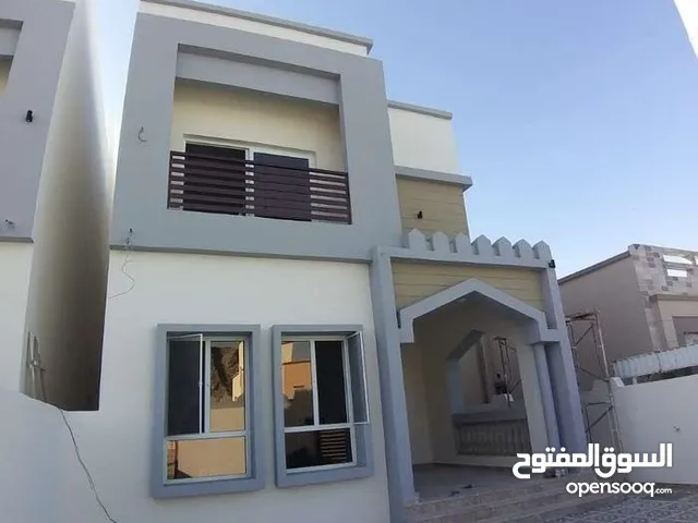 339m2 4 Bedrooms Villa for Sale in Muscat Amerat