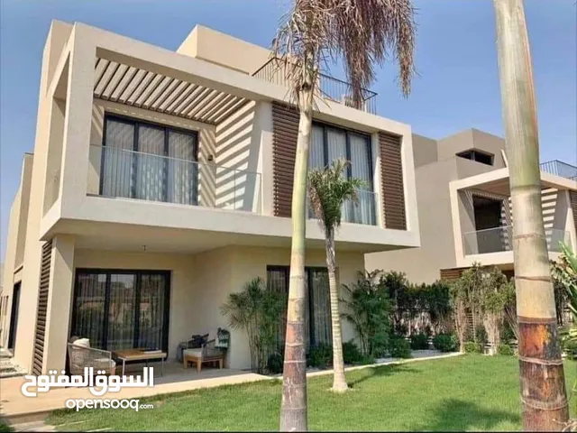 160 m2 4 Bedrooms Villa for Sale in Cairo Fifth Settlement