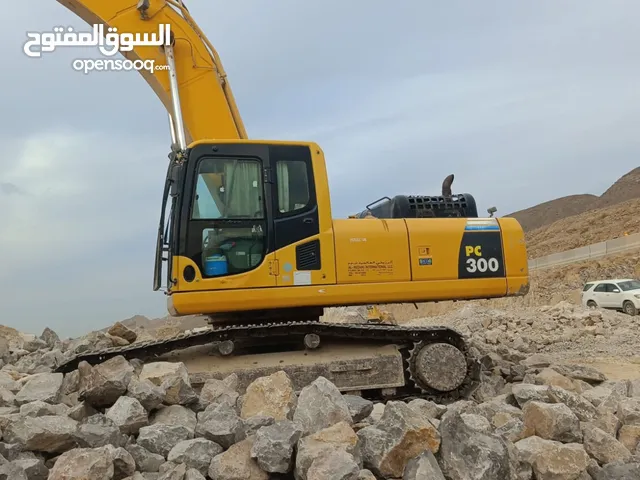 komatsu pc300-8 good conditions  breaker with standard bocket working in sur