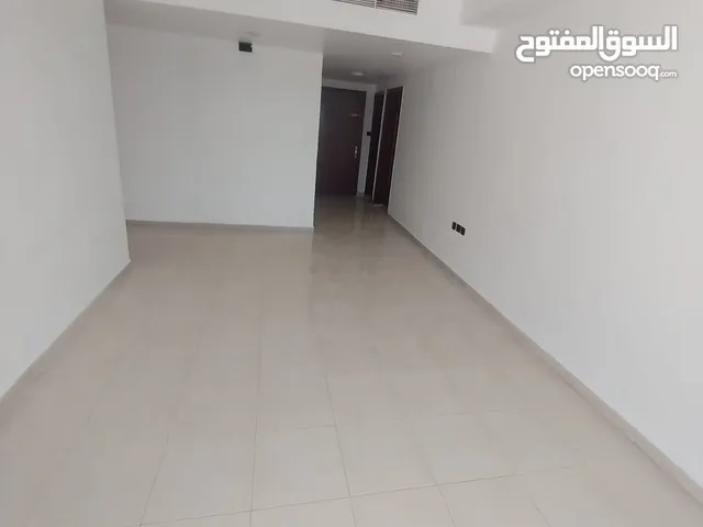 اروضه 1 غرفه وصاله وبلكونه تكيف مركزي مساحه واسعه جدا السعر 24 الدفعات 4او6 التامين شيك لا يصرف
