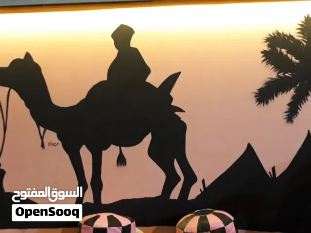 خطاط ورسام ومطبعة شاملة ومنسق دورات تدريبية في الخط العربي... ورسم جداريات حسب الأماكن