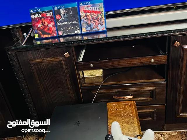 Playstation 4 Slim بلاستيشن 4 سلم