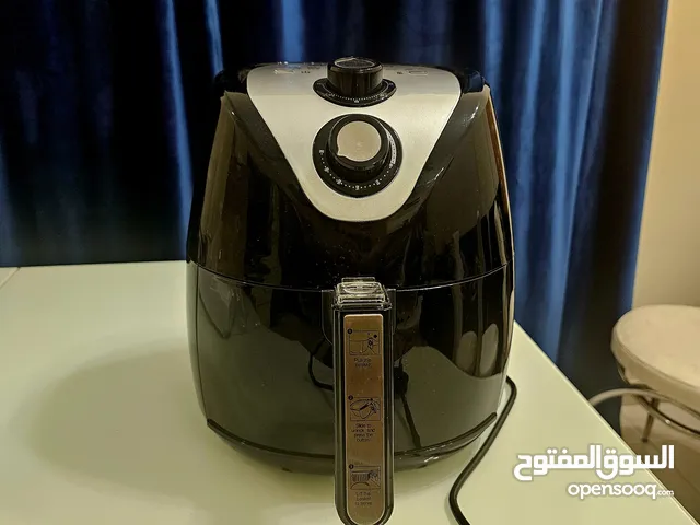 Black and Decker air fryer.