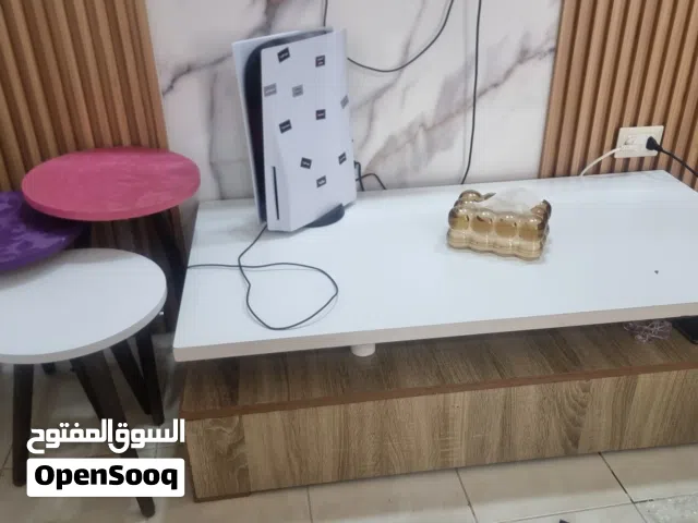 طاولات سرفيس عدد 3 وطاولة كبيرة للبيع