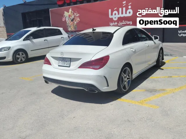 2015 مرسيدس بنز الفئة-CLA CLA 200