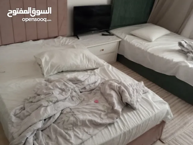 2 سرير نفر ونص بحالة جيدة بدون مراتب 120*190 سم