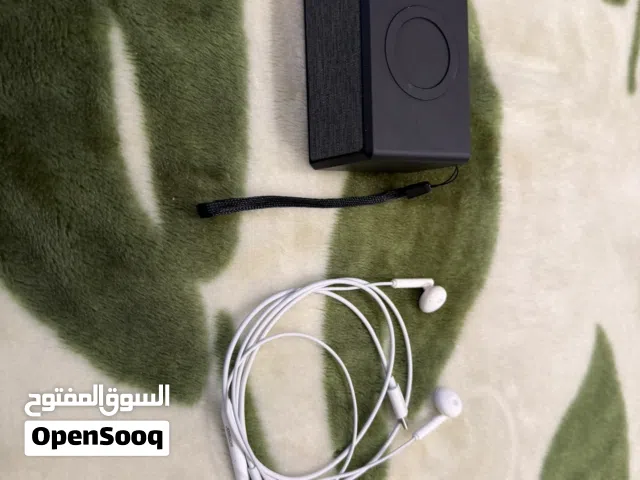 سماعات اذن و مكبر صوت نوعية اصلية