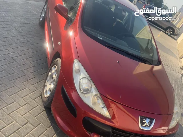 Peugeot car 307
