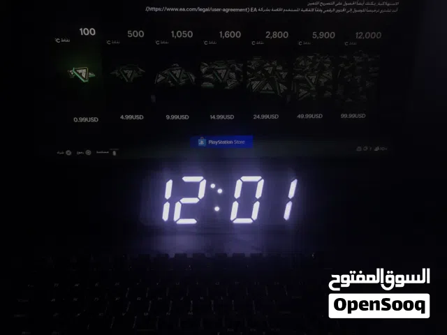 ساعة زينة جميلة معا إضائة بيضاء