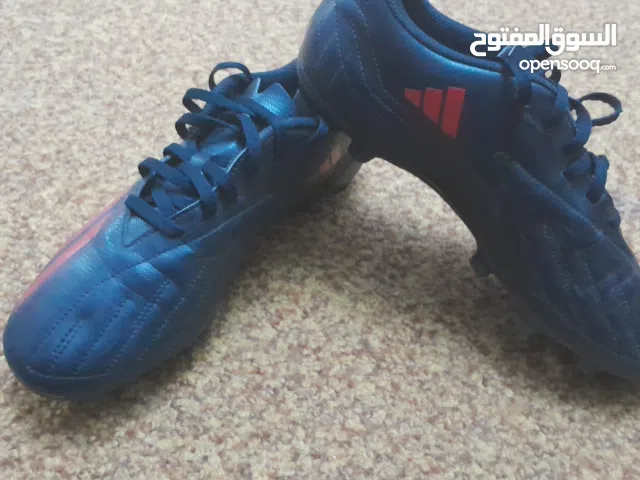 41 Sport Shoes in Tripoli