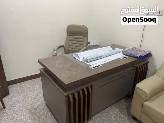 اثاث مكتبي للبيع