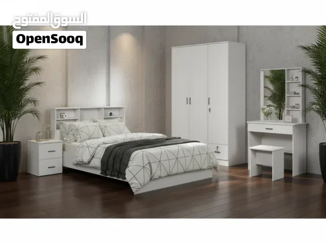 طقم غرفة نوم ماليزي عصري 5 قطع لون أبيض مغسول - BD-0052