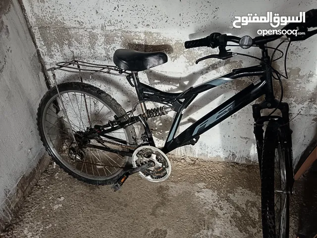 دراجة هوائية بحالة ممتازة للبيع