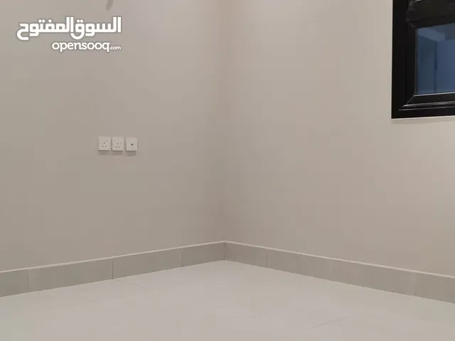 170 m2 3 Bedrooms Apartments for Rent in Al Riyadh Al Qirawan