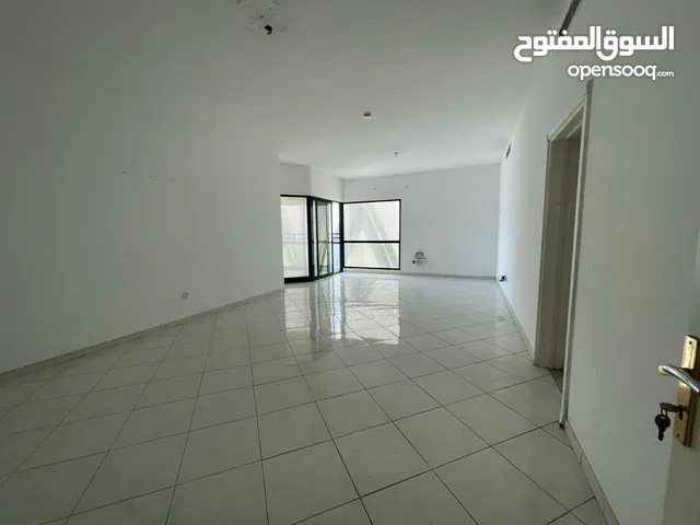 1800 m2 3 Bedrooms Apartments for Rent in Sharjah Al Majaz