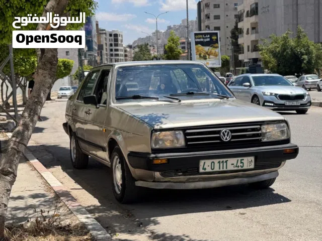1985 فولكسفاغن جيتا Standard