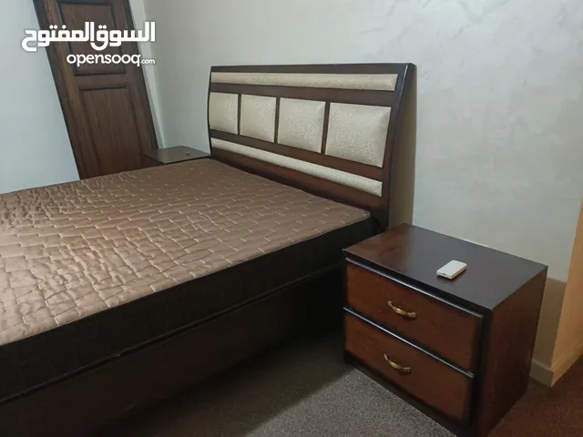 غرفة نوم كاملة ...