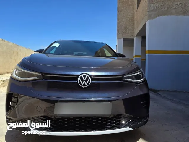 2024 ID 4 crozz pro piano black برو بيانو بلاك عداد زيرو كفالة اتوهب 6 سنوات أو 100 ألف كيلو متر