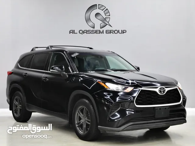 2020 Toyota Highlander LE