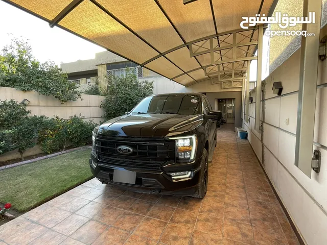 2023 Ford F150 xlt black appearance package