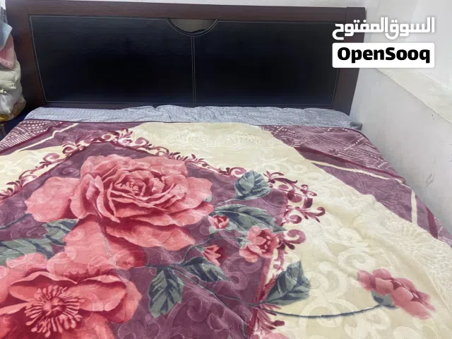 bedroom set for sale  غرفة نوم للبيع