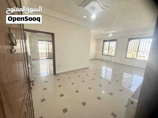 شقه ضاحية الرشيد،ط 3 مساحة 170م داخلي مطله محاطه  بالخدمات، 12 سنه، من المالك، فارغه جاهزه للتسليم