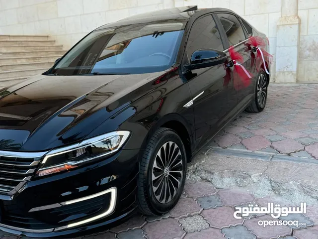 Used Volkswagen Lavida in Irbid