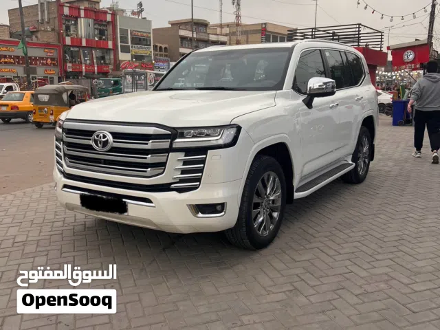 2023 تويوتا لاند كروزر VX