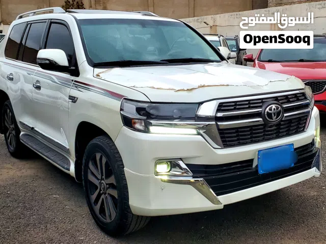 2021 Toyota Land Cruiser VXR