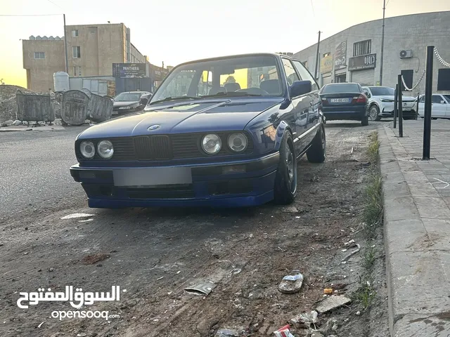 bmw e30.318 للبيع او البدل
