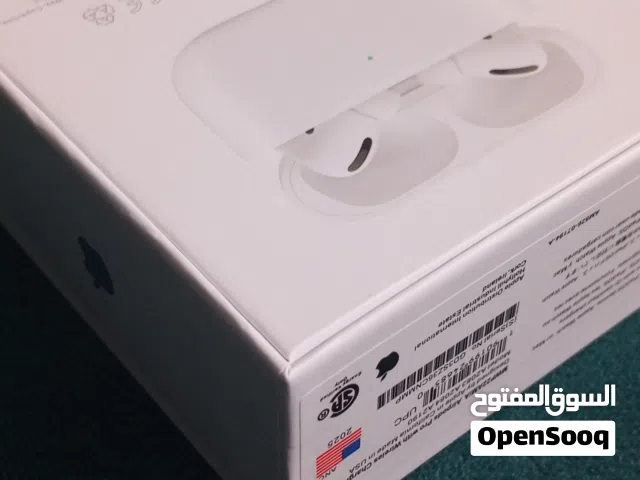 سماعات (الجيل الأول) Apple AirPods Pro - مجددة كل ملحقاتها والكرتونة معها