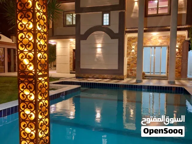 فيلا للبيع  بالكنج مريوط كمبوند الفيروز بسعر مغري او الإيجار