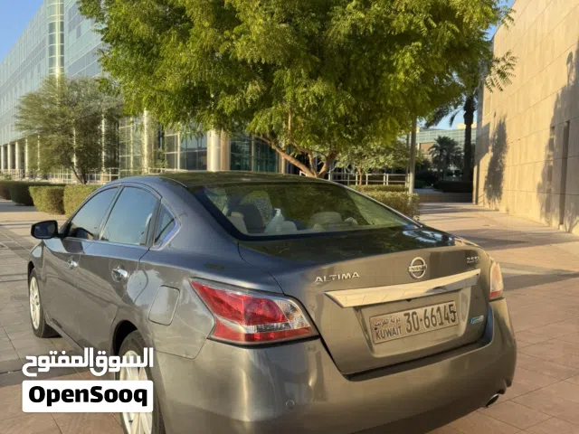 Used Nissan Altima in Hawally