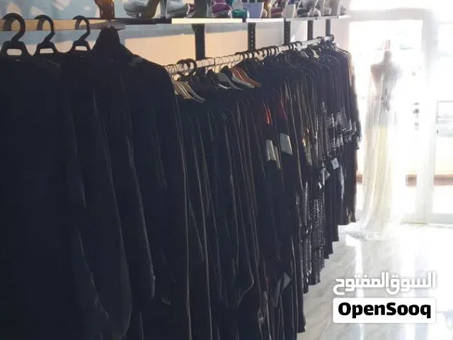 ديكور نطيف كمل كيف ماتبي يمشي ملابس او اي شي ثاني