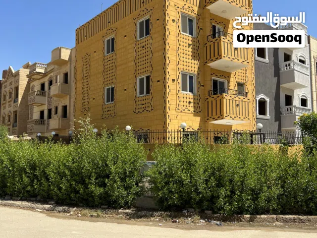 75 m2 5 Bedrooms Townhouse for Sale in Giza 6th of October