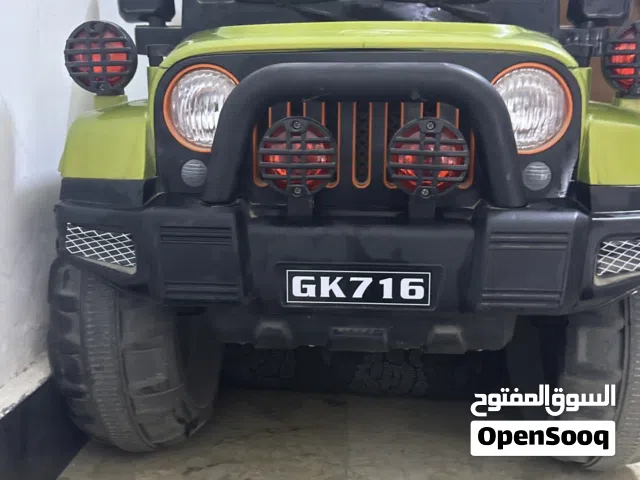 سيارة جيب اطفال