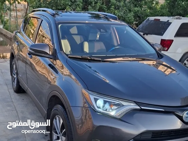 Used Toyota RAV 4 in Ajloun