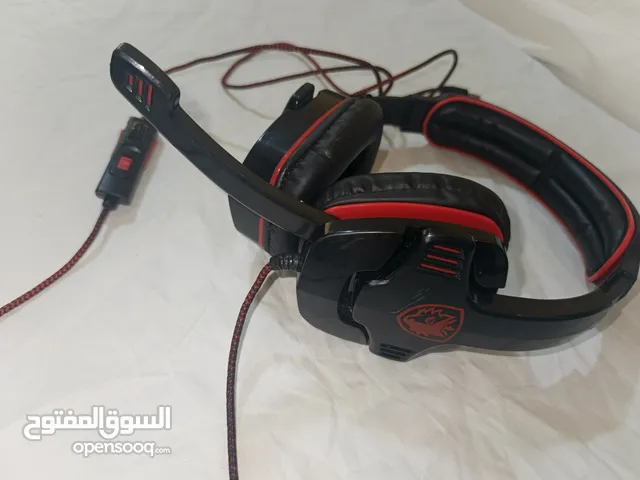 سماعه جيمنج فقط بي 5دنانير شامل التوصيل لجميع انحاء المملكه الاردنيه الهاشميه القطعه الأخيرة.