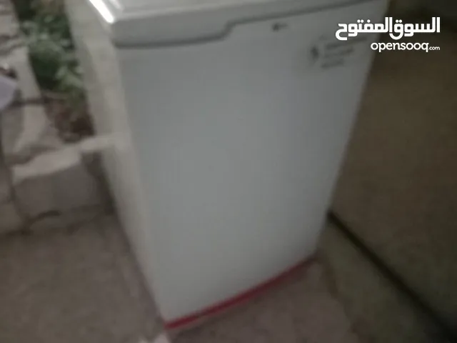 ثلاجة مكتب L.G